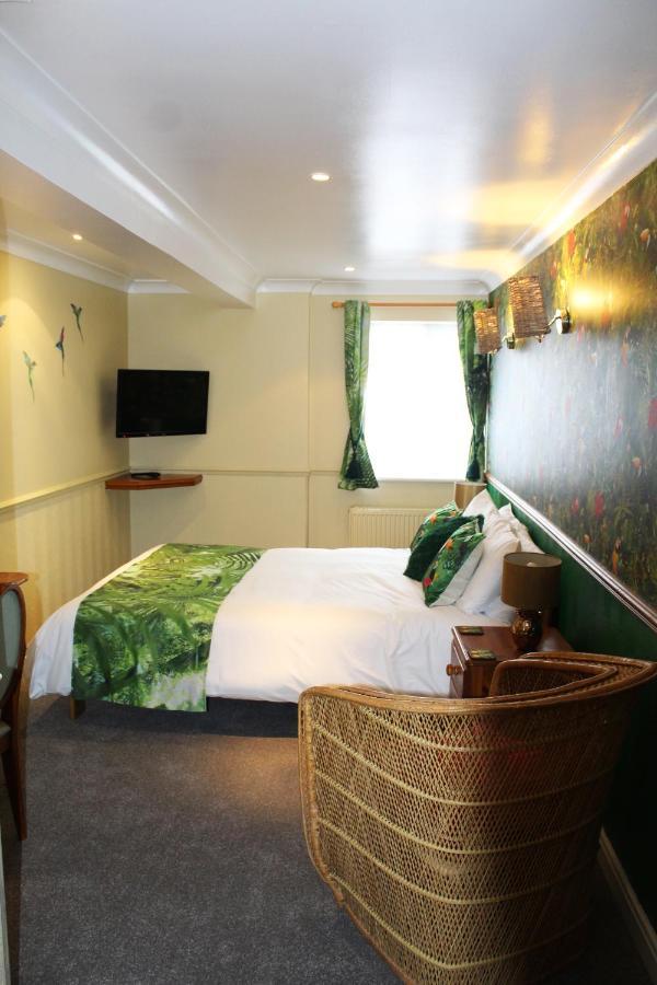 Blacksmiths Boutique B&B Robin Hood's Bay Bagian luar foto