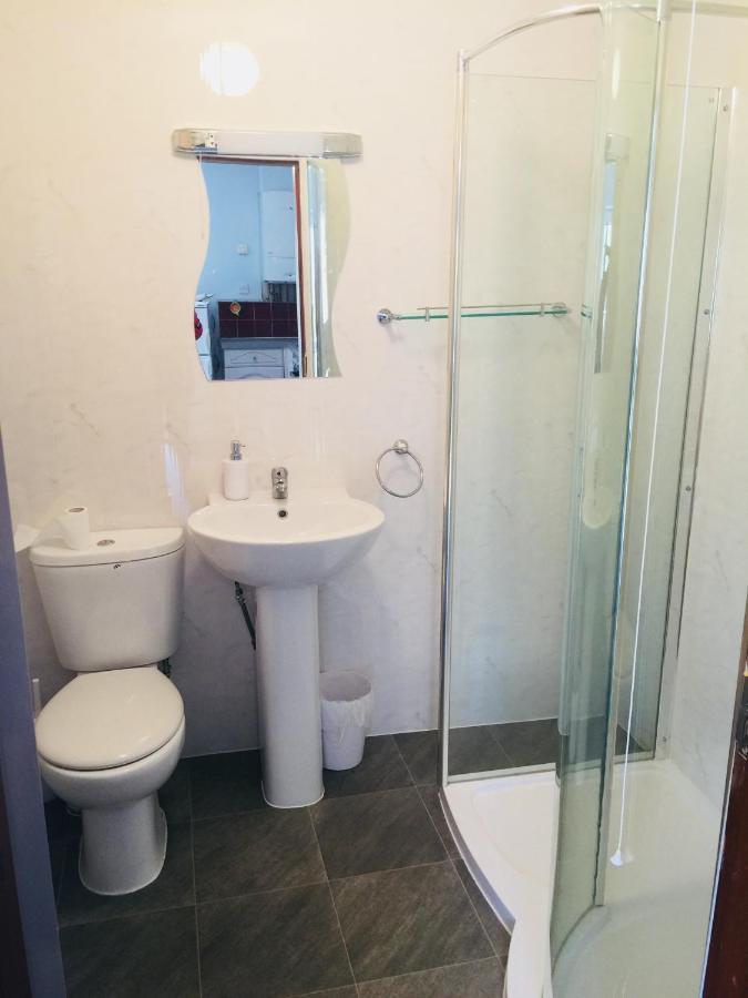 Blacksmiths Boutique B&B Robin Hood's Bay Bagian luar foto