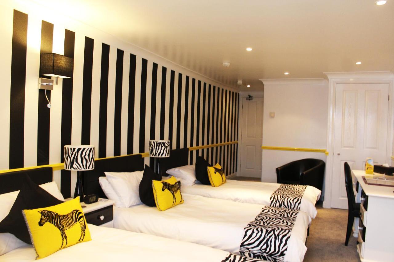 Blacksmiths Boutique B&B Robin Hood's Bay Bagian luar foto