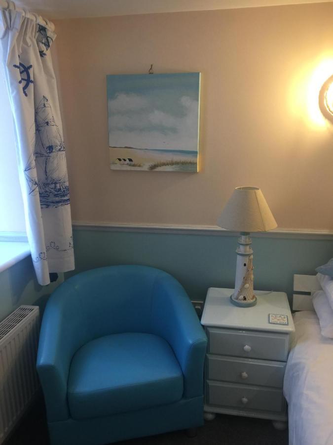 Blacksmiths Boutique B&B Robin Hood's Bay Bagian luar foto